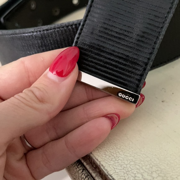 Gucci Authentic Leather Belt - Picture 2 of 5